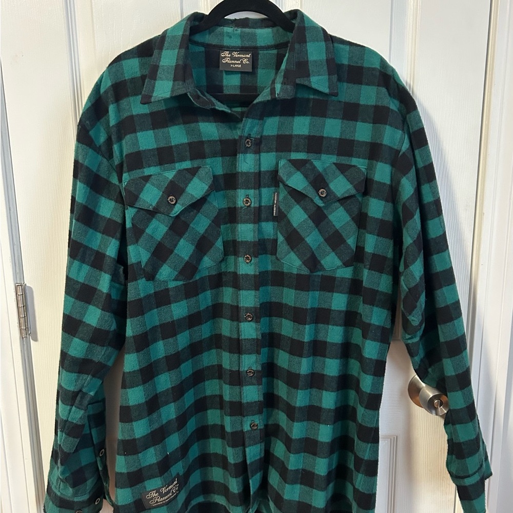 The Vermont Flannel Co. Men’s classic flannel shirt, green buffalo.